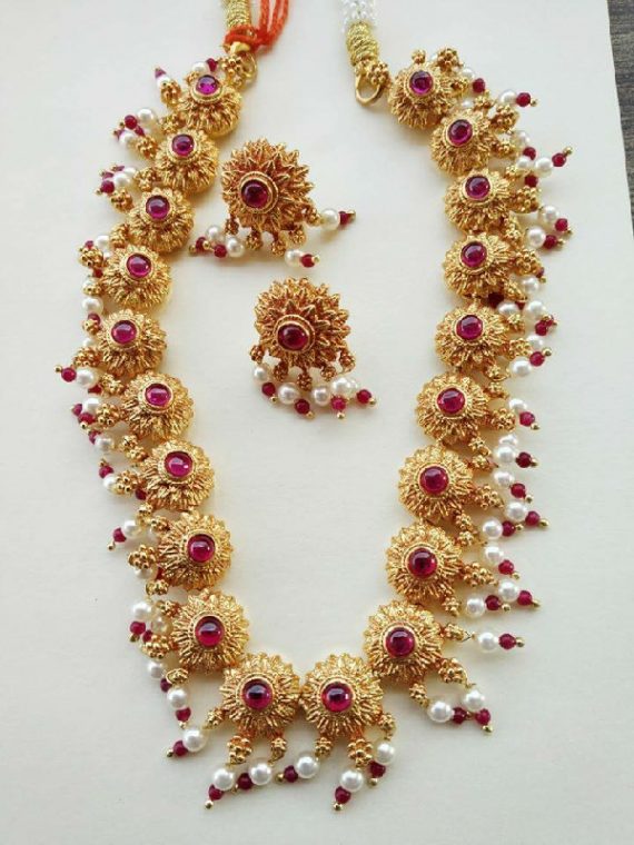Geru Plated Designer Flower Necklace Set