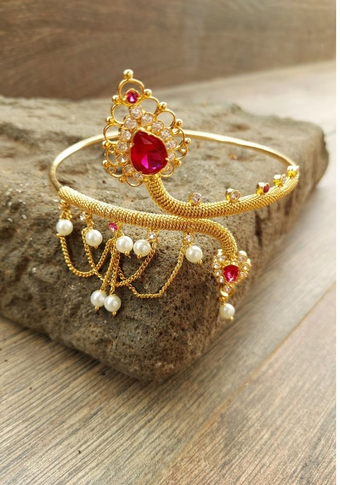 Red AD Stone Waaki/Bajuband 2 – Mugdha Jewellery